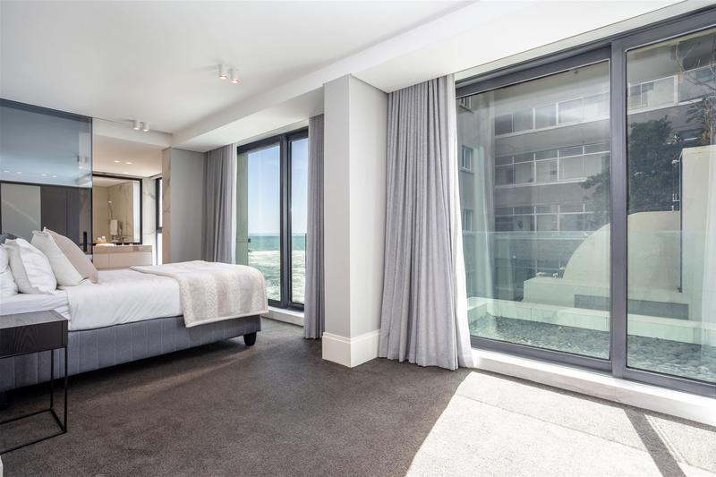 5 Bedroom Property for Sale in Bantry Bay Western Cape